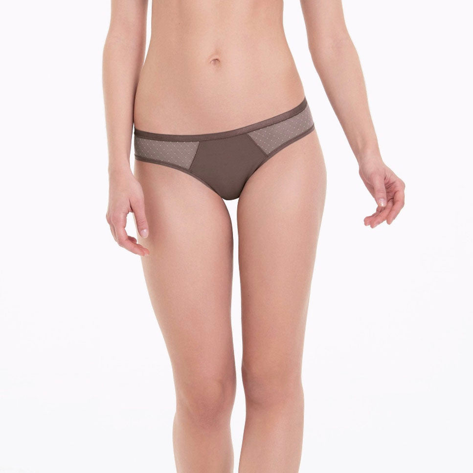 Anita Eve Shorty Truffle